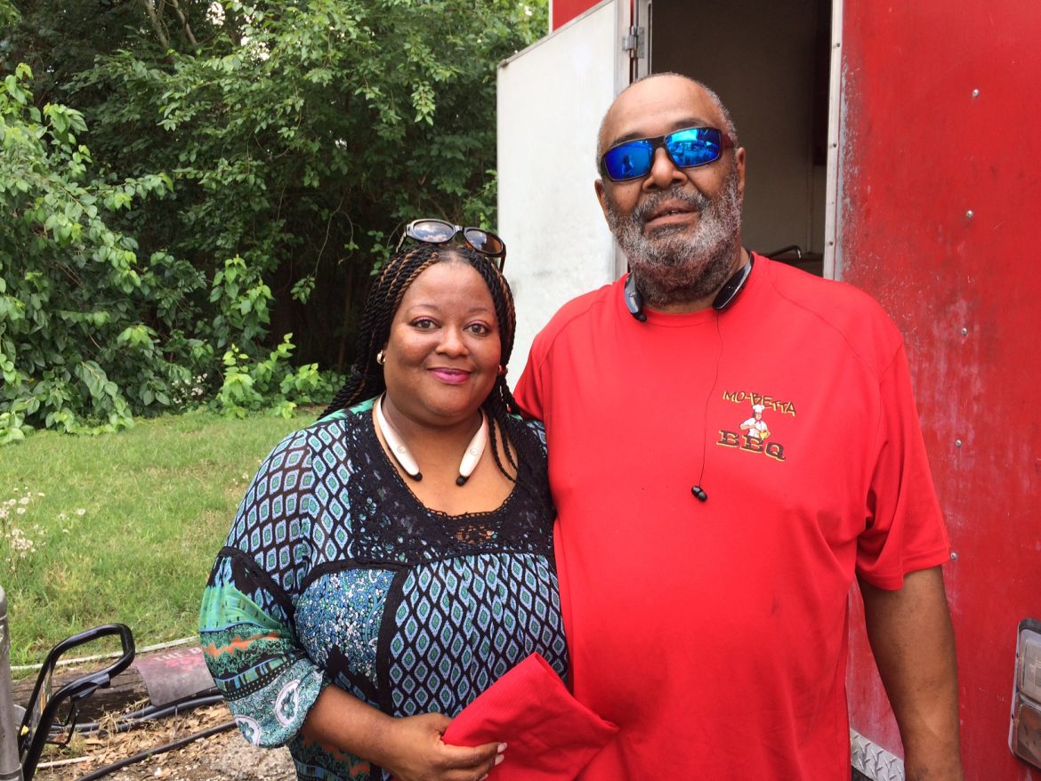 MoBetta BBQ All the right chops Tallahassee Table