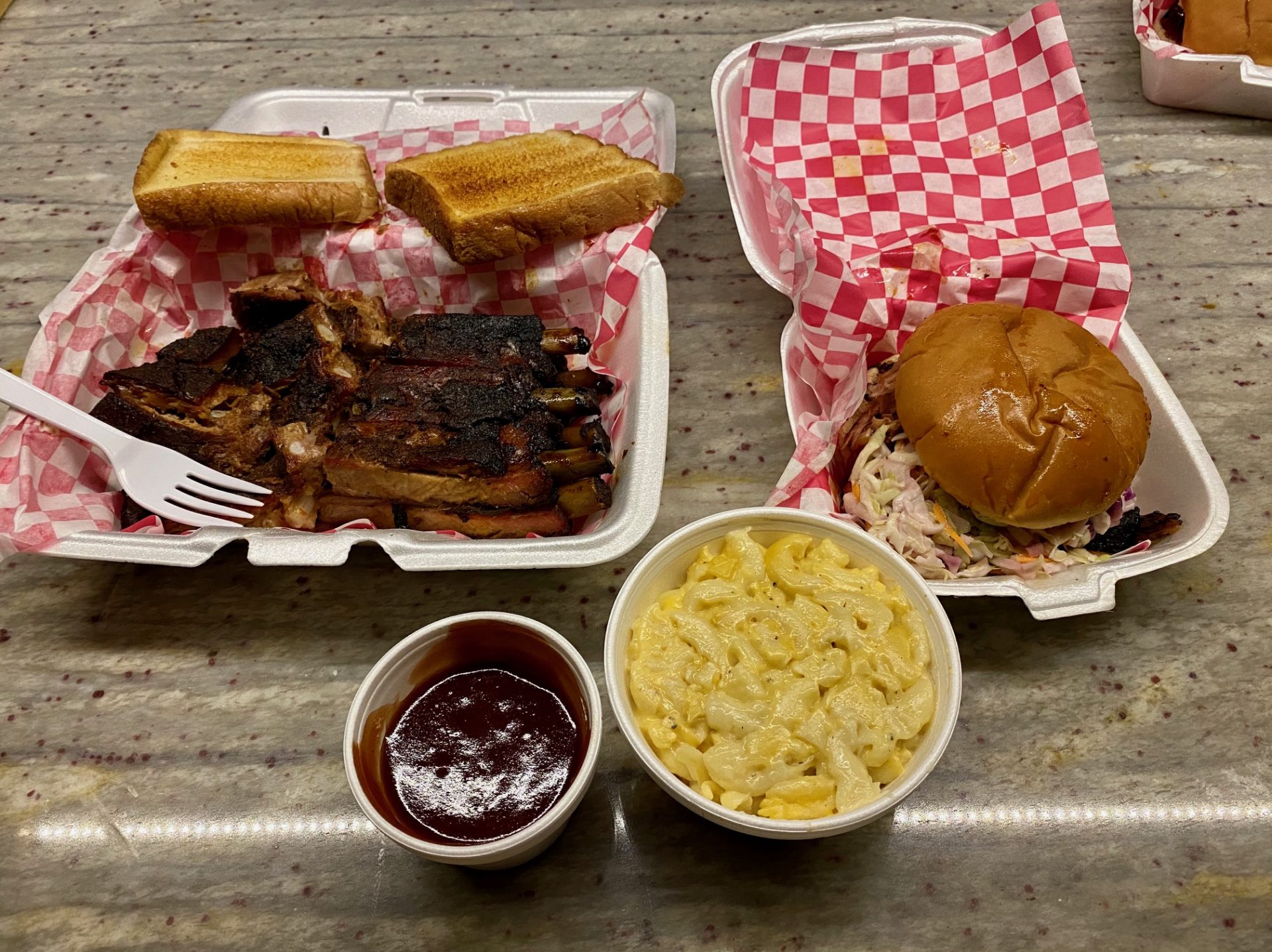 MoBetta BBQ All the right chops Tallahassee Table